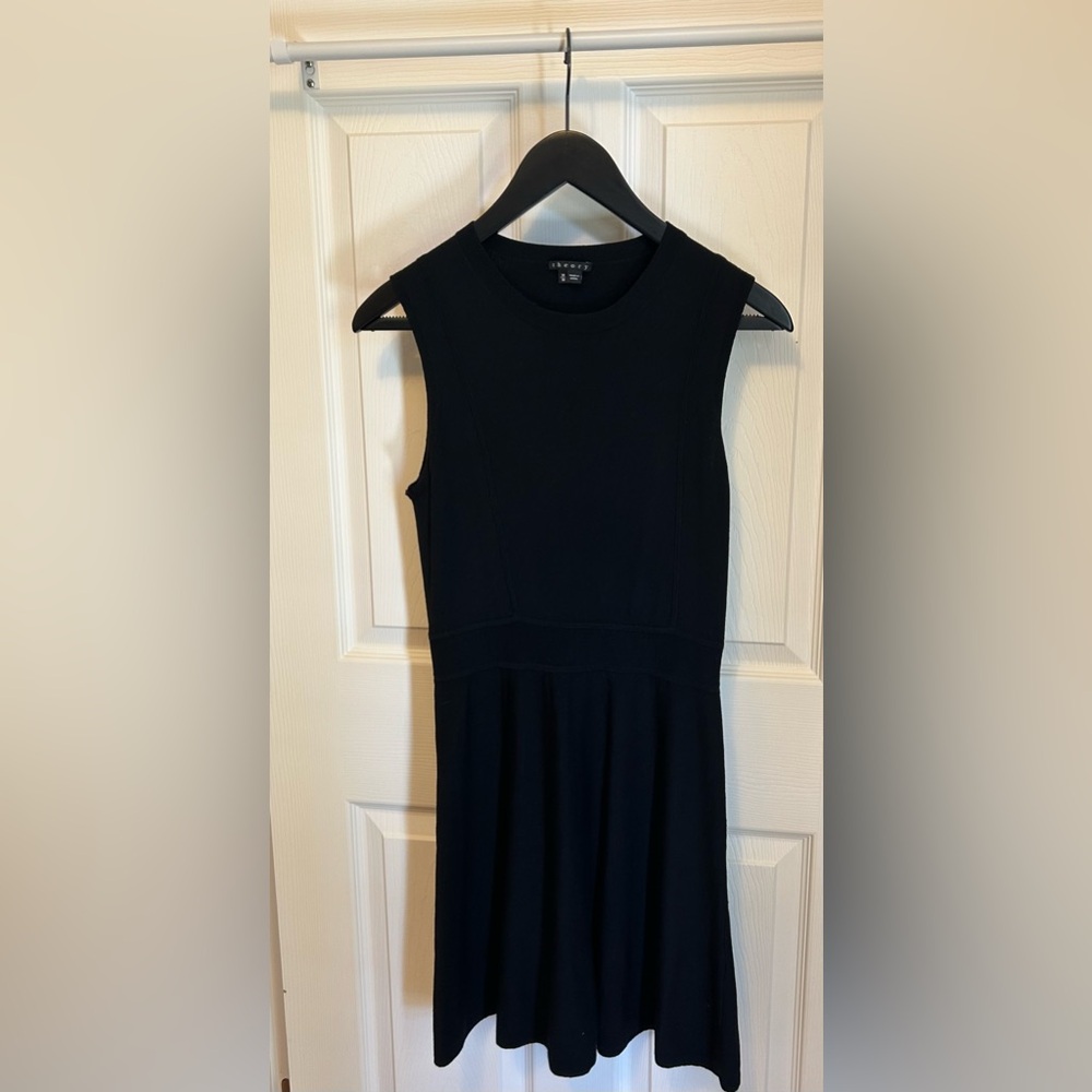 Black Sleeveless Dress